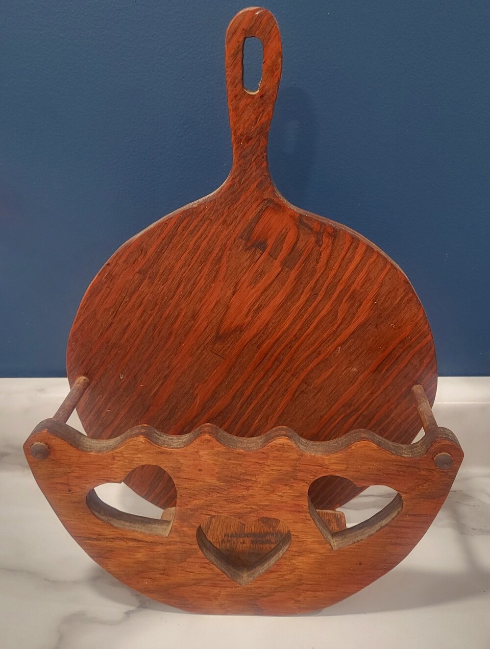 1970s Vintage Carl J Woolworth Wood Plate Holder Heart Wall Rack